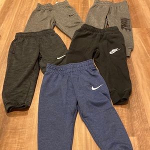 Nike jogger bundle